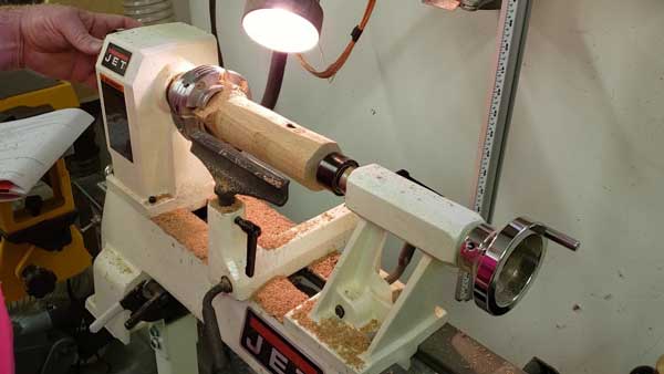 How to Use a Wood Lathe