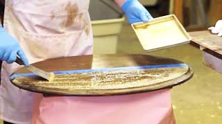 how to polyurethane a table