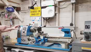 What is the Maximum Speed of a Wood Lathe
