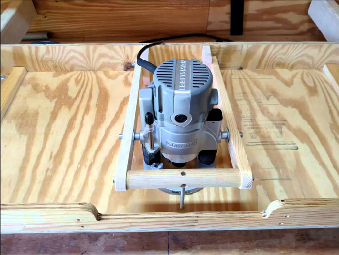 a-Router-Table-for-a-Plunge-Router